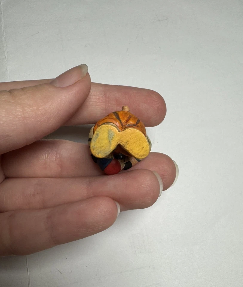 Salamander Poliwoggs微型猪带玩具球雕像娃娃屋复古 — 第 4/4 张图片