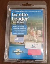 PetSafe Gentle Leader Head Collar in Raspberry Pink Size Small up to 25 pounds