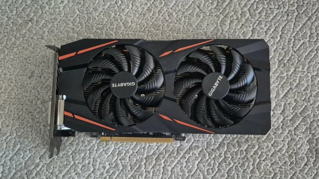 Gigabyte rx580 8 Go - Accessoires informatique