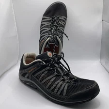 Merrell Moab 3 Men's Size 9.5 Black/Burnt Orange Activewear Hiking Outerwear