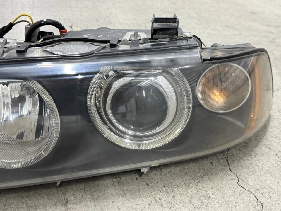 Faro HID de xenón del lado izquierdo del conductor OEM 2001-2003 BMW E39 525i 530i 540i M5 Foto 3 de 4