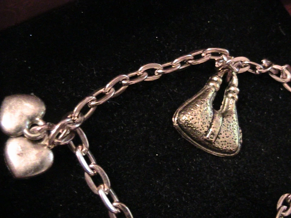 Bracciale cavigliera ciondoli charms borsette cuori argento placcato oro  NUOVO - Immagine 2 di 4