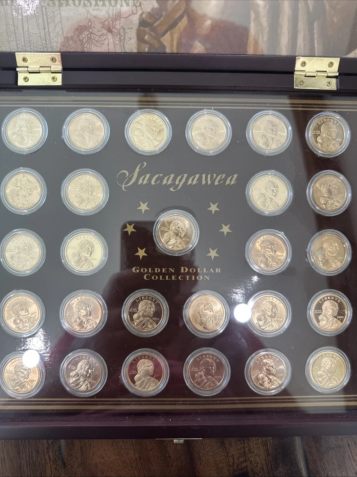 US Sacagawea Commemorative Set With Display Case 200-2008 27 Coins - Image 3 of 4