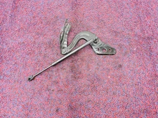 CHEVROLET CORVETTE C6 05-13 OEM FRONT RIGHT PASSENGER HOOD BRACKET SUPPORT HINGE