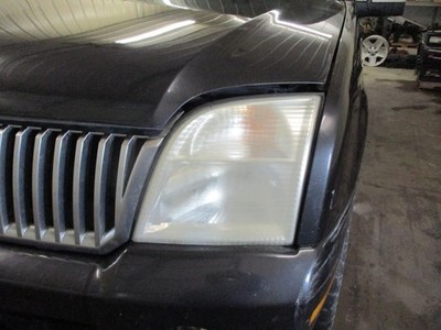 Used Left Headlight Assembly fits: 2007 Mercury Mountaineer Left Grade A