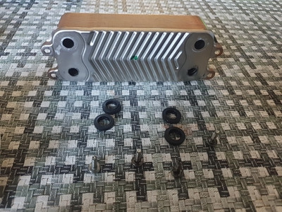 Vaillant Ecotec Plus 832 Kombi-Brauchwasser-Heizplatte