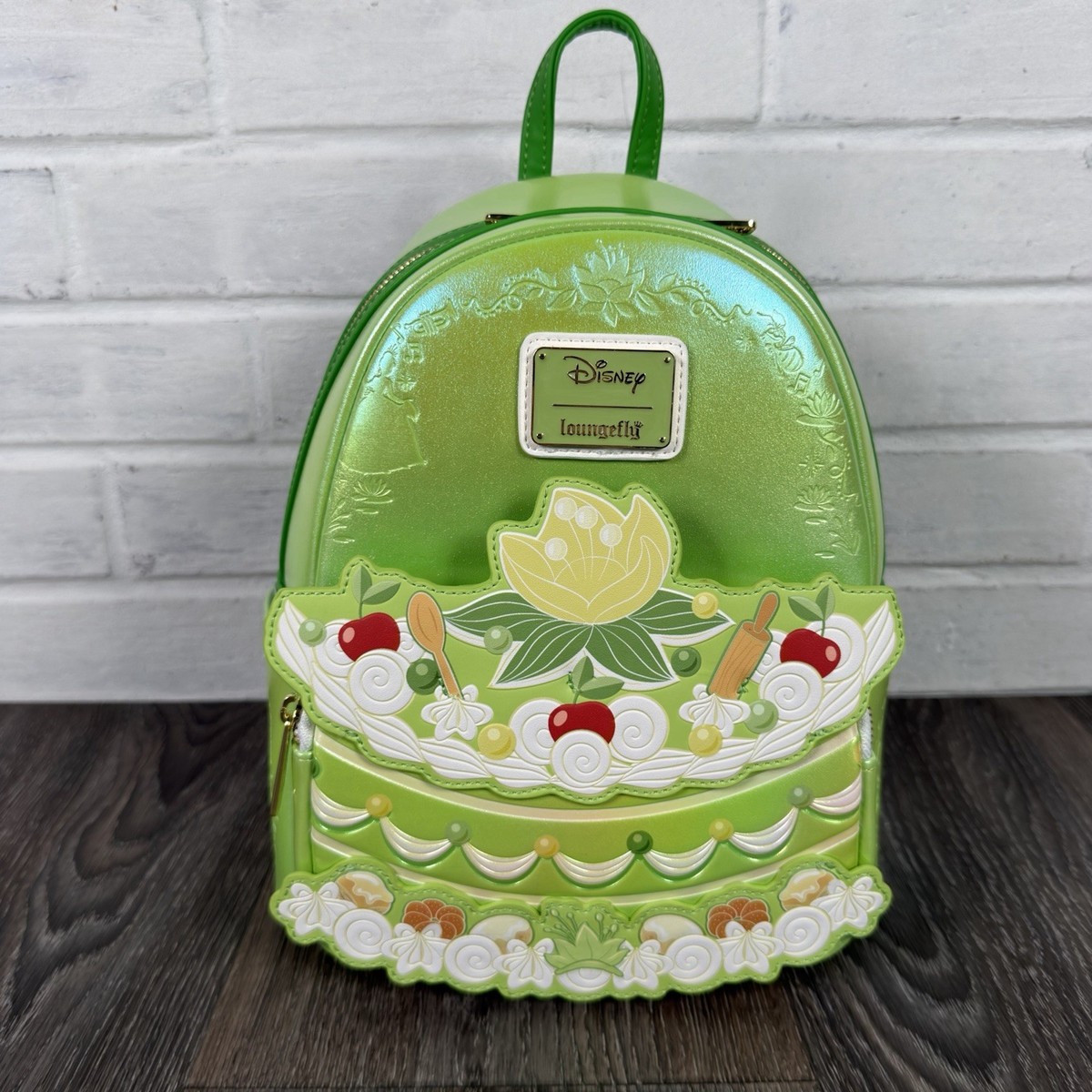 free pattern for a simply go mini backpack SimplyGo Academy Team Backpack Sırt Crocodile & Alligator Handbag This stylish backpack is Color:Chartreuse/Silver/Gold