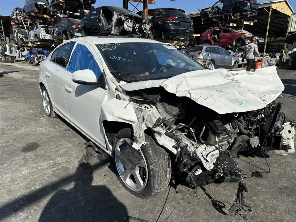 Driver Center Pillar VIN Y 1st Digit SWB Fits 14-18 Volvo S60 1275739 - Image 2 of 4