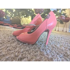NEW Delicacy Coral Patent Leather Open Toe Shoes Pumps Heels Sz 7 Workwear Party