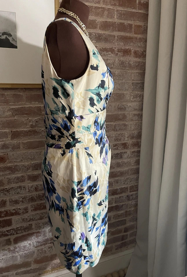 Antonio Melani Satin Beige Blue Floral Sleeveless Sheath Dress Asymmetric Sz 14 - Image 2 of 4