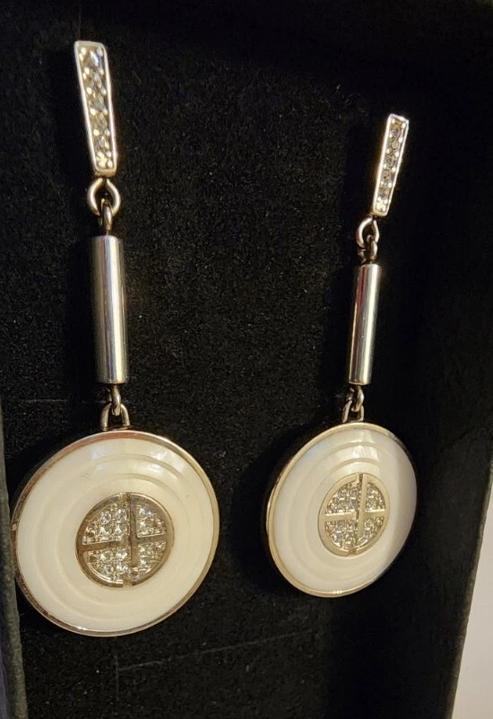 Hermosos pendientes Emporio Armani de acero inoxidable Foto 4 de 4