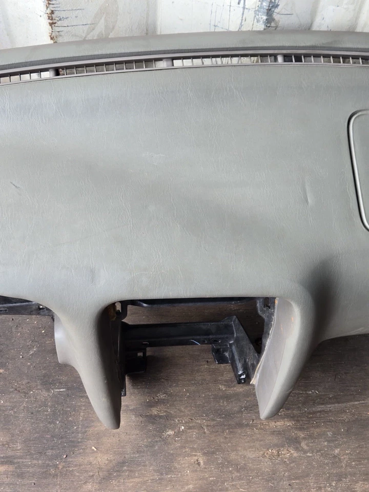 Lexus GS300 GS400 GS430 1998-2005 OEM tablero gris tablero gris JZS160 LHD Foto 3 de 4