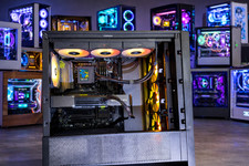 AMD Ryzen 9 9950X AI Workstation PC RTX 5090 256GB DDR5 4TB Gen5 WiFi7 Creator