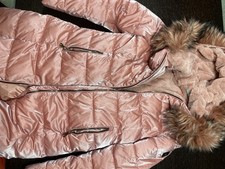 piumino donna ,bellissimo usato veramente pochissimo .Davvero occasione.