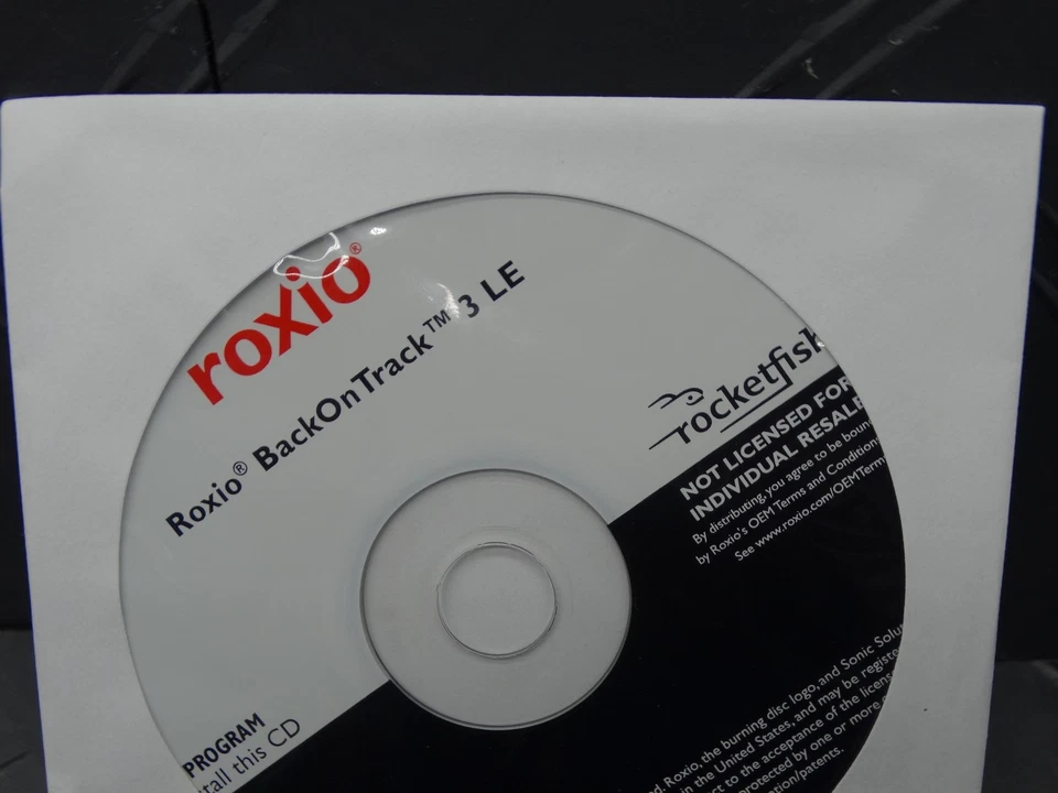 Roxio BackOnTrack 3 LE Software CD 2009 - Image 2 of 2