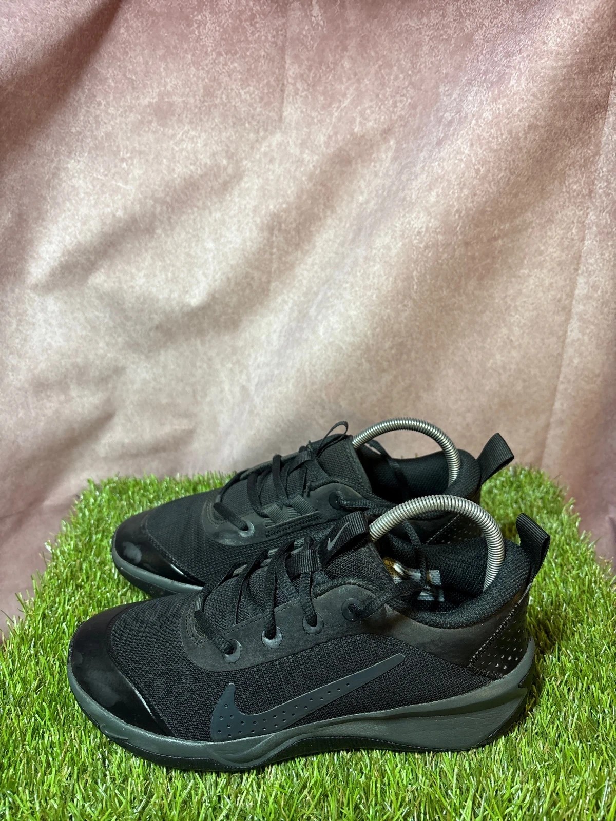 Nike Omni Multi Court Trainers uk 4 black Junior / womans image 3