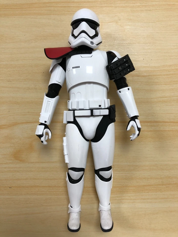 Hot Toys MMS 334 Star Wars Force Awakens First Order Stormtrooper Officer USED - Image 2 of 4