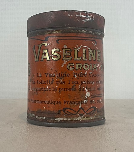Ancienne XXème boite en tôle Graisse Vaseline pure croix d'or
