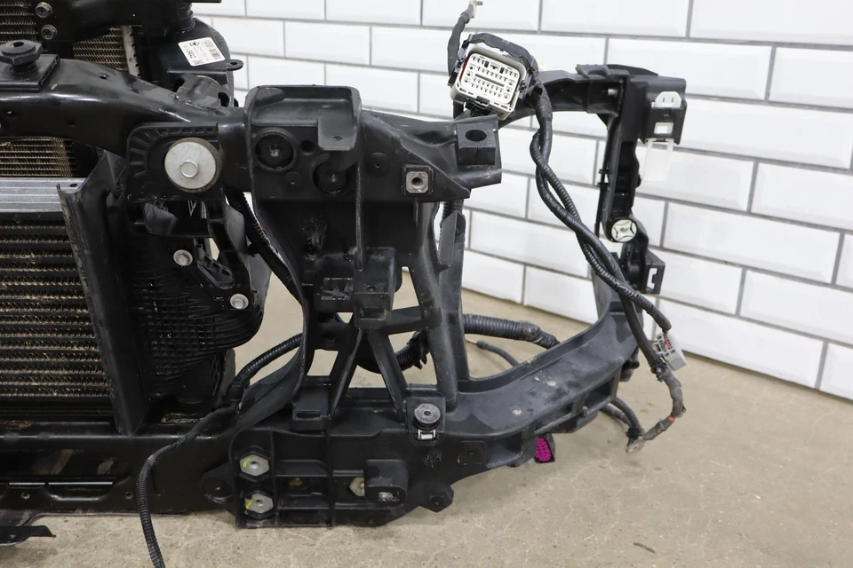 14-18 Ram 1500 3.0L EcoDiesel Loaded Radiator Core Support with Cooling Foto 3 de 4