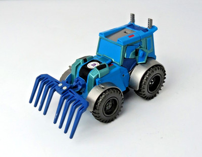 Transformers Thunderhoof TAV-38 Adventure Robots in Disguise Warrior Class