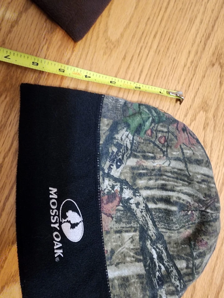 Mossy Oak Bass Pro Youth Medium Beanie Winter Hat Reversible Camouflage - Image 3 of 4