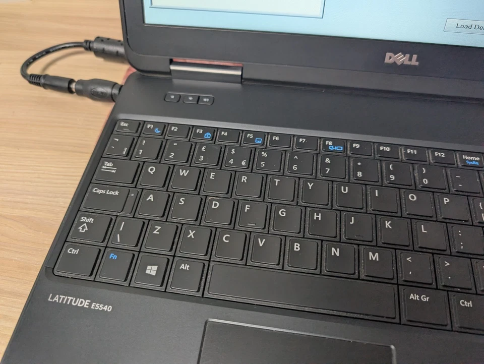 Dell Latitude E5540 - i5-4200U - 4GB Ram - No Storage - Image 4 of 4