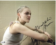 Madeline Brewer signed 8x10 Photo Tricia Miller - Orange Is the New Black JSA