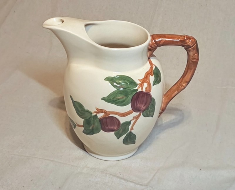 Vintage Franciscan Ware Apple Pattern 64oz Large Water Pitcher Made in USA 9”