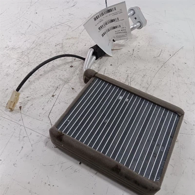 Evaporador de aire acondicionado para Nissan LEAF 13-21 Foto 2 de 4