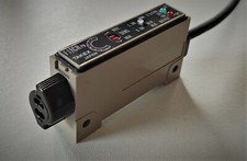TAKEX F11CR PN Glasfasersensor und Glasfaserverst&auml;rker