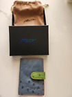Hormiga Handmade Ostrich Leather Card/Photo Holder