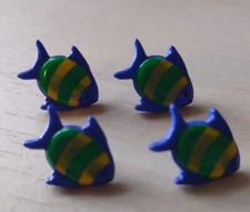 Dill Tropical Fish Shank Buttons set of 4 size 25
