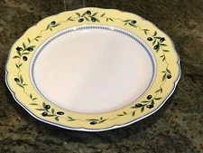 Wedgwood 10 1/2" Dinner Plate Tuscany Collection TUSCAN HARVEST
