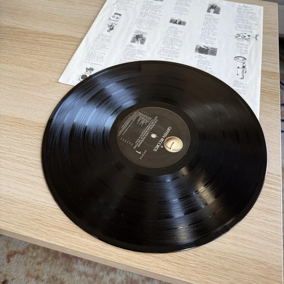 Edie Brickell & New Bohemians Shooting Rubberbands at the Stars 1988 US Press! - Image 2 of 4