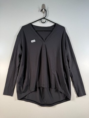 Lululemon Womens V Neck Back In Action Long Sleeve T Shirt Black Sz 23x29