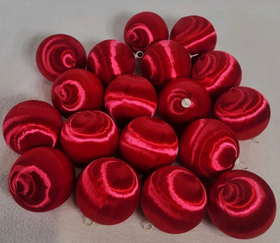 Vintage Christmas Ornaments Red Unbreakable Satin Sheen Round Ball Lot (19)