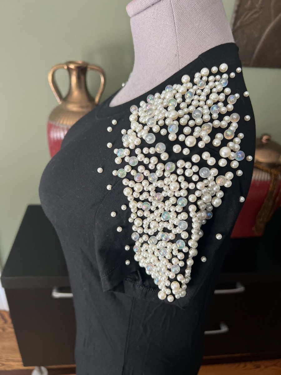t shirt with pearl embellishments