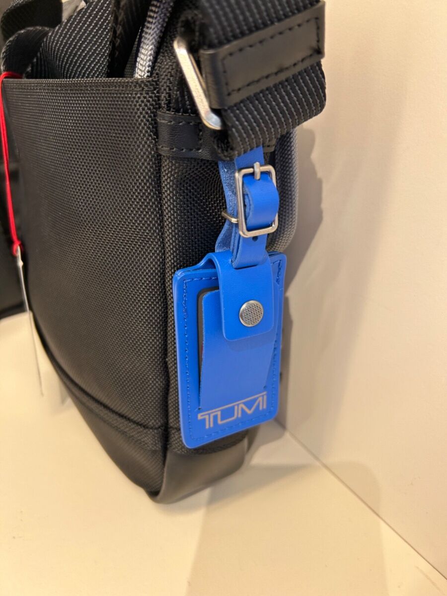 NEW Tumi Fremont KERBY Sling Crossbody Bag - GREY w/ GLACIER NEW Tumi Fremont KERBY Sling Crossbody Bag - GREY w/ GLACIER