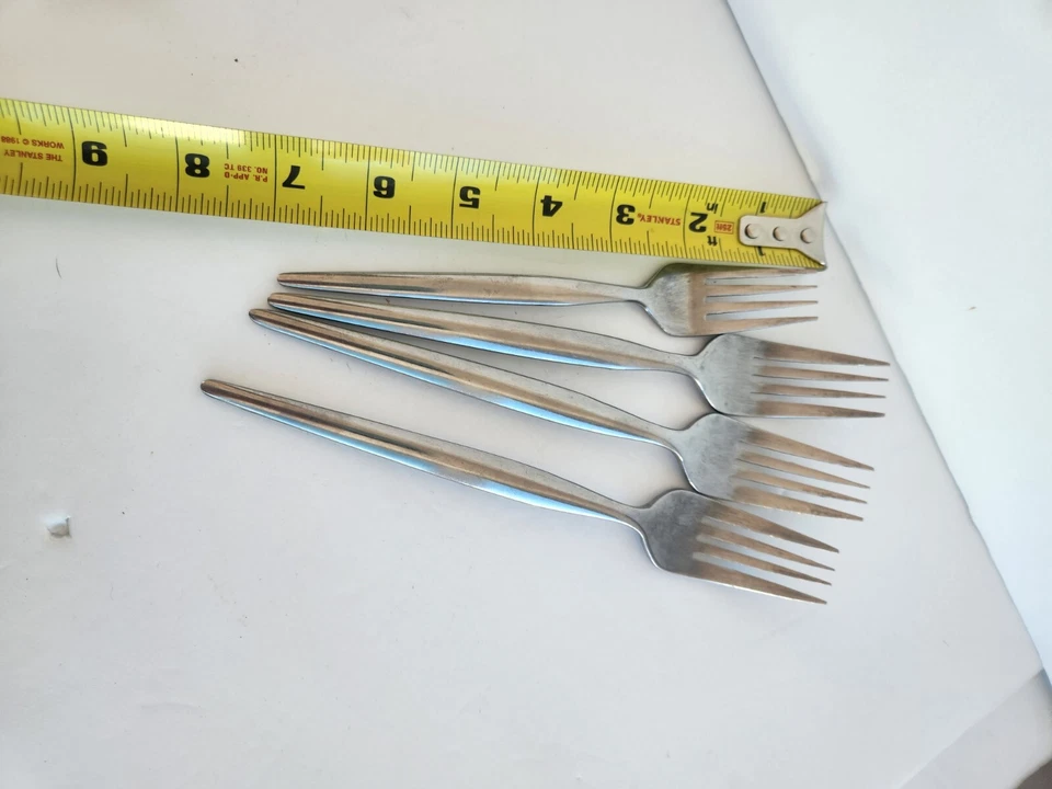 Juego de 4 tenedores vintage MCM NORTH SEA cena y ensalada WF Corea brillante Foto 3 de 4