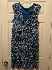 Ann Taylor Black V-Neck Sleeveless Knee Length Dress Size Large - Women