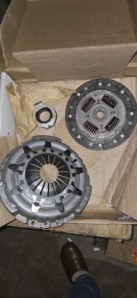 Clutch Kit 08-054 for Honda Fit 2007–2008 1.5L L4 | Replacement Set | OE Quality - Image 3 of 4