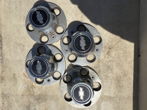SET OF 4 CHEVROLET 5 LUG CENTER HUB CAPS - Picture 2 of 10