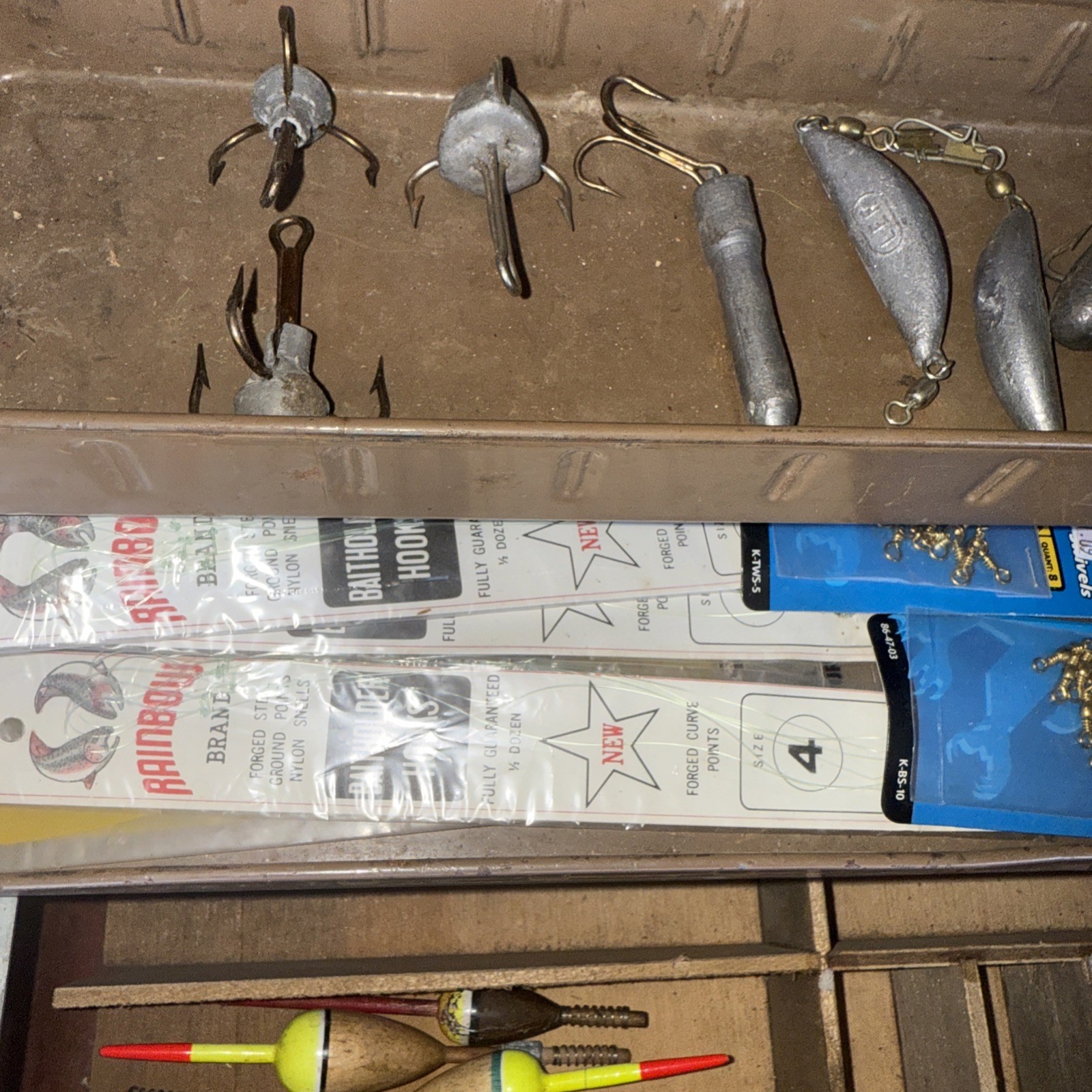 Vintage Simonsen Tackle Box Contents Large 19 X  10.5 X 8.5 Wood Lure Bobbers