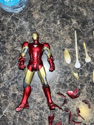 Bandai S.H. Figuarts Iron Man Mark VI Battle Damage Edition Action Figure