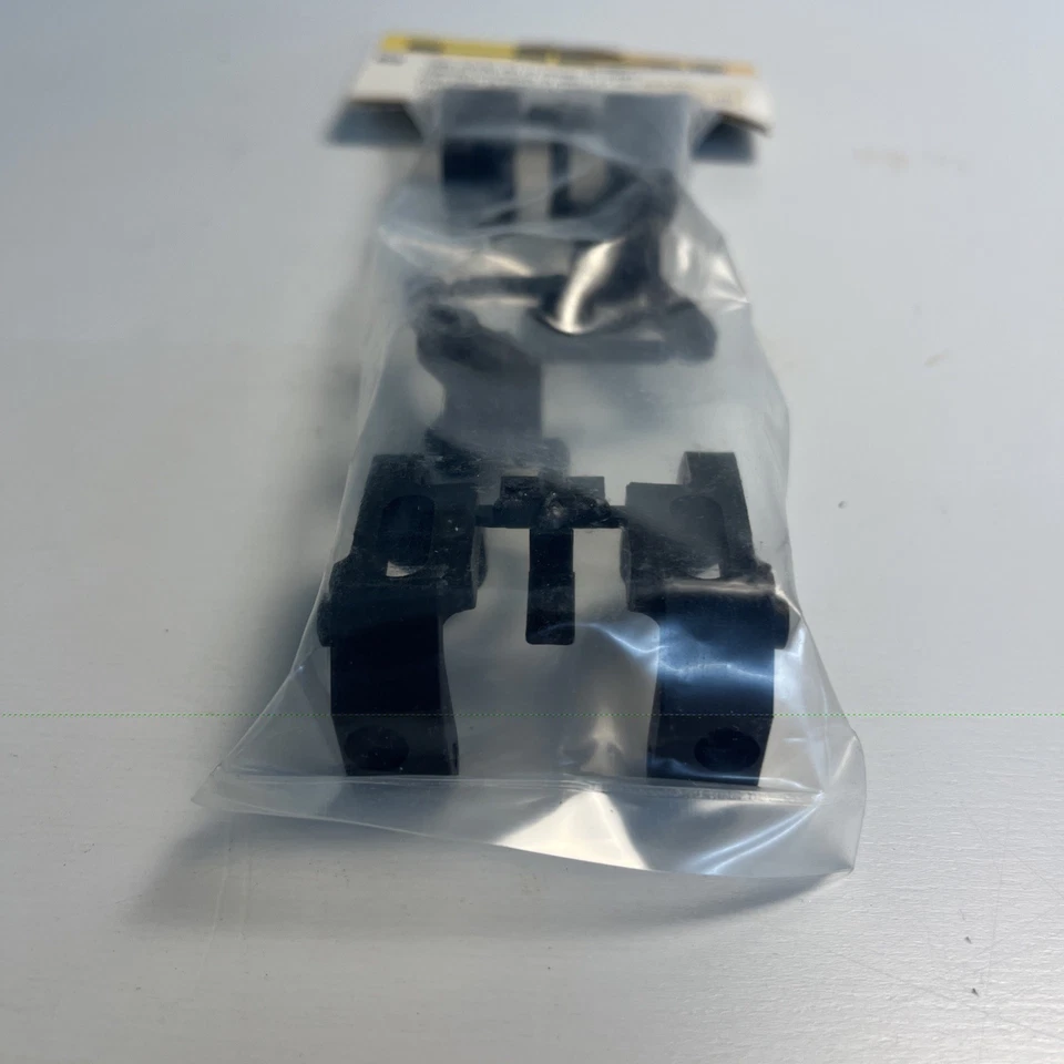 HPI Racing Front Upright Set 85038 NOS - Image 4 of 4