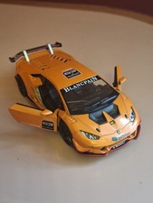 Kinsmart 1:36 Diecast Lamborghini Huracan LP 620-2 Super Trofeo. pull back car