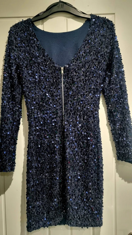 Mini vestido de lentejuelas talla 8 Foto 2 de 4