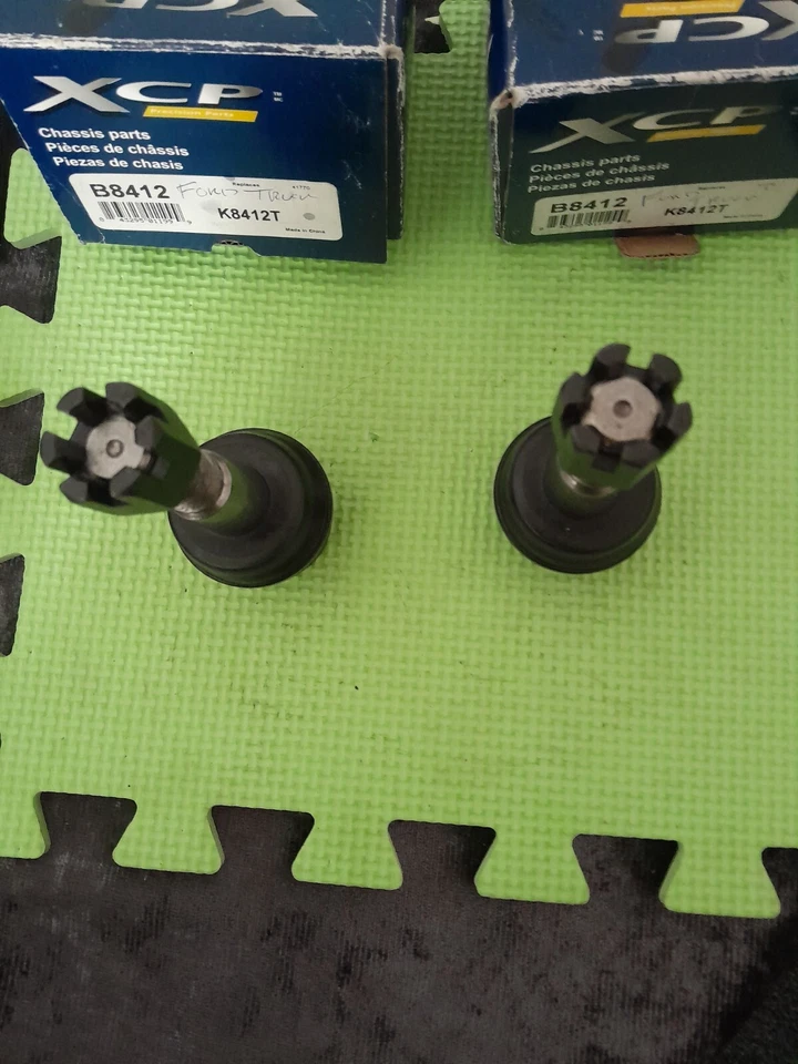 XCP UPPER BALL JOINTS  PAIR - Image 3 of 4