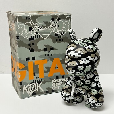 Knuckle Bear Qee Digital Skull Urban Assault Pattern 8