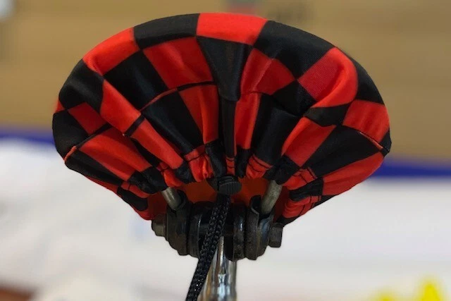 Capa de assento de bicicleta BMX estilo vintage capa de selim de bicicleta old school xadrez vermelha Bl - Imagem 3 de 4